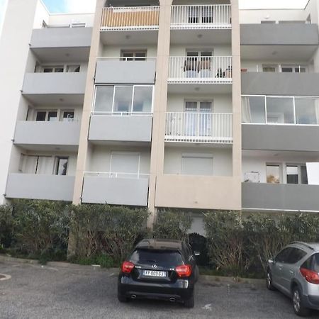 Appart 2/4 Pers Proche Centre Avec Balcon, Parking Narbonne Exteriör bild