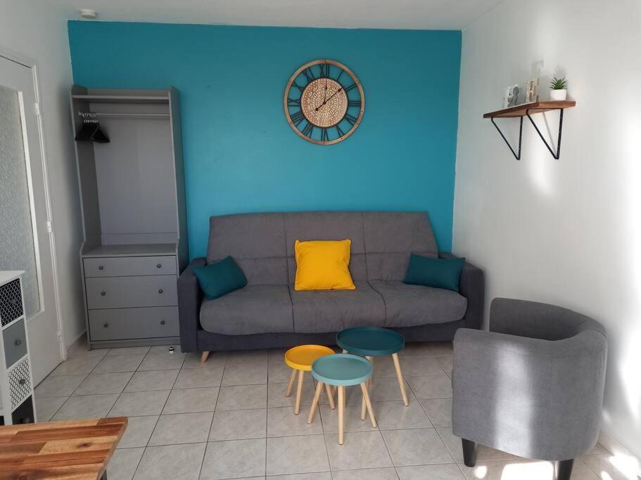 Appart 2/4 Pers Proche Centre Avec Balcon, Parking Narbonne Exteriör bild